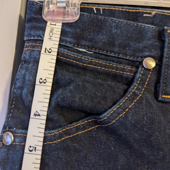 Wrangler Jeans - Picture 4 of 6